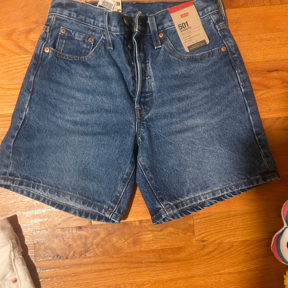 Levi's Classic Blue Jean Shorts for Men - Picture 1 of 1